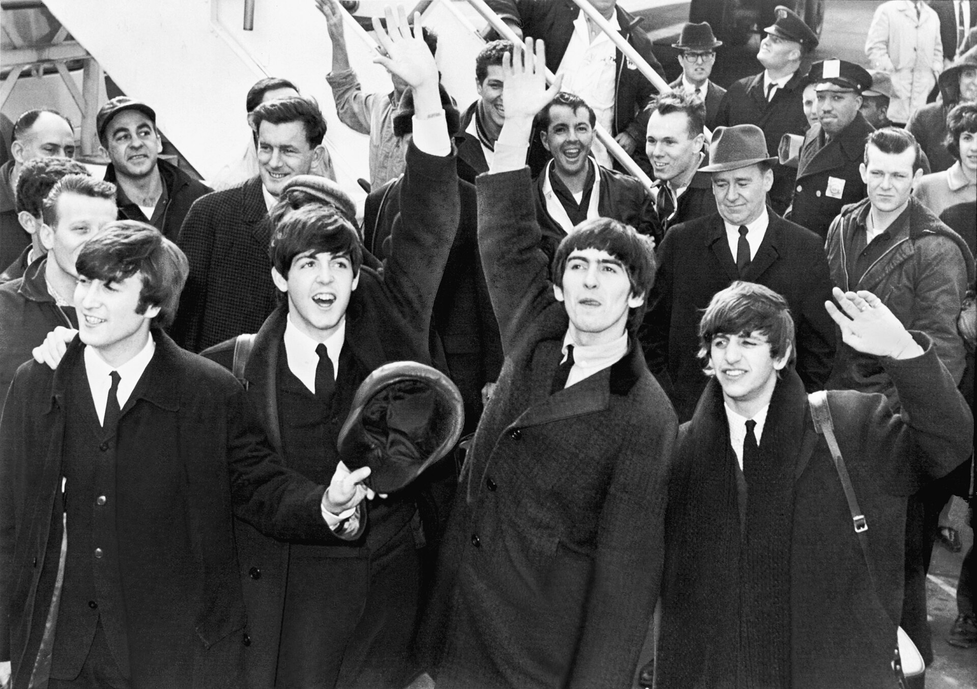 Imagem de referência relacionada a The Beatles, item descrito como 9º álbum de estúdio de The Beatles