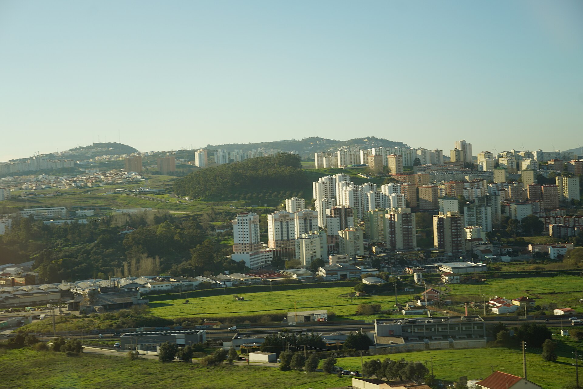 Imagem de referência relacionada a Póvoa de Santo Adrião, item descrito como vila portuguesa do Município de Odivelas